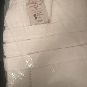 NWT Sposh white terry spa Robe